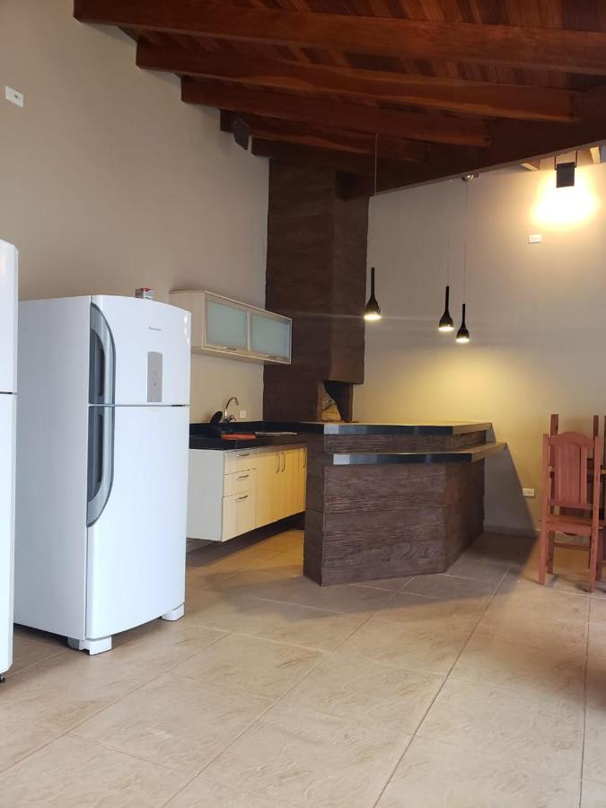 Casa Temporada Olimpia 8 Pessoas Com Piscina Villa Buitenkant foto
